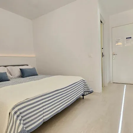 Tenerife Holidays Deluxe, Royal Garden, Americas * 美洲海滩